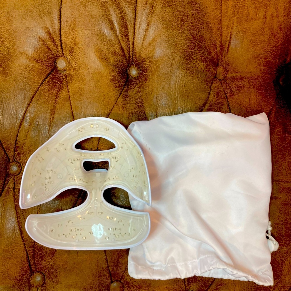 Face mask for youthful skin